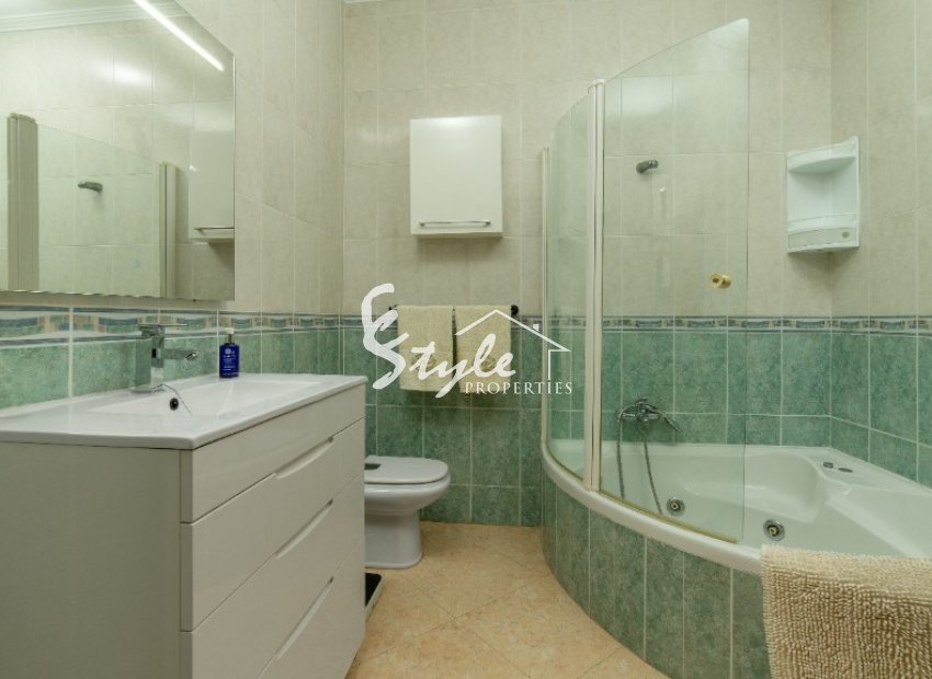 Reventa - Villa - Los Altos