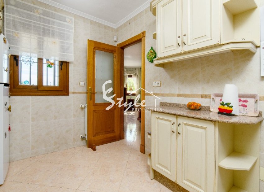 Reventa - Villa - Los Altos