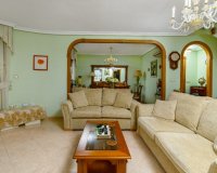 Reventa - Villa - Los Altos