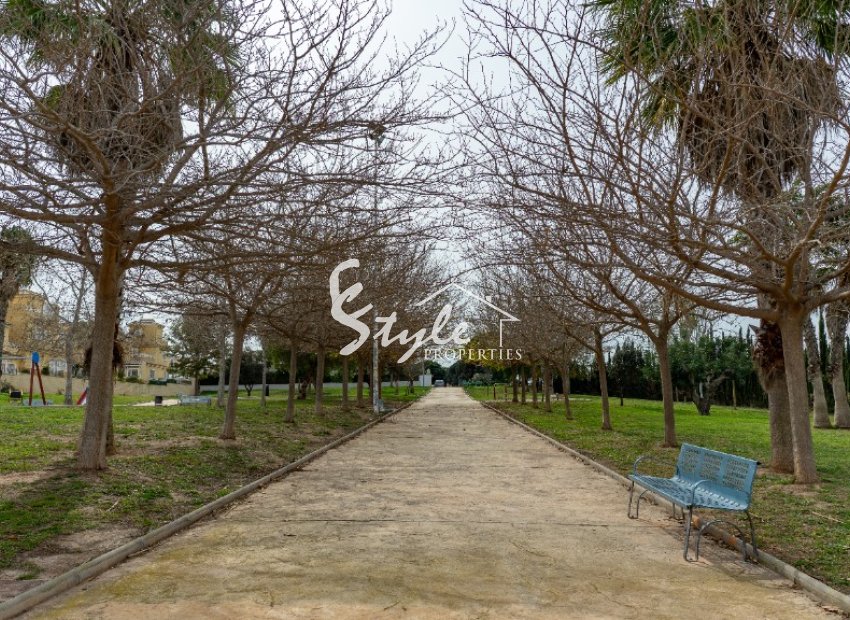 Reventa - Villa - Los Altos