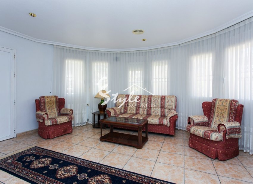 Reventa - Villa - Los Altos