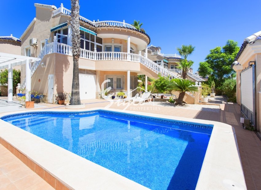 Reventa - Villa - Los Altos