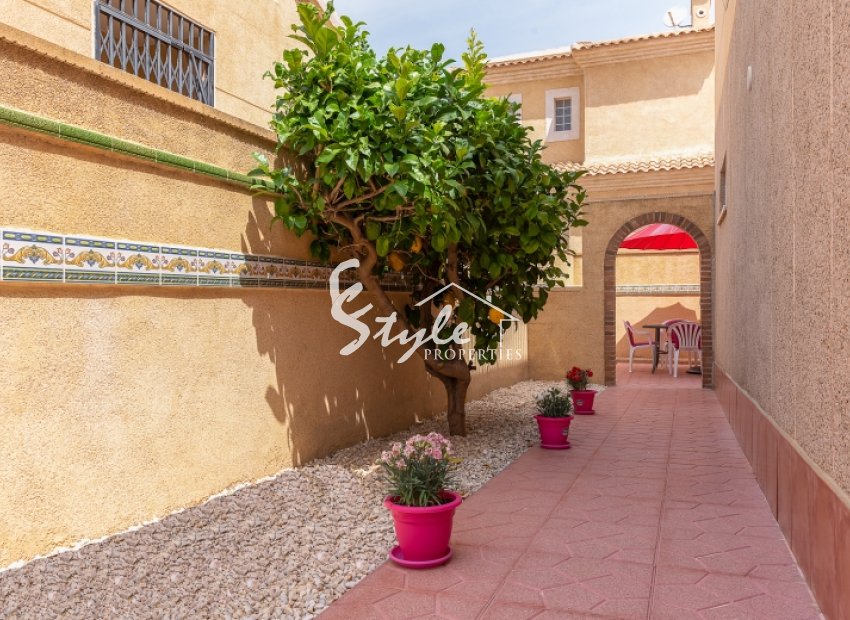 Reventa - Villa - Los Altos