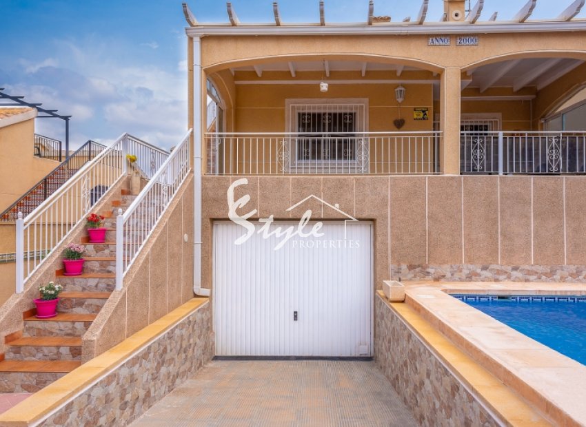 Reventa - Villa - Los Altos