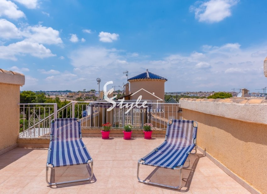 Reventa - Villa - Los Altos