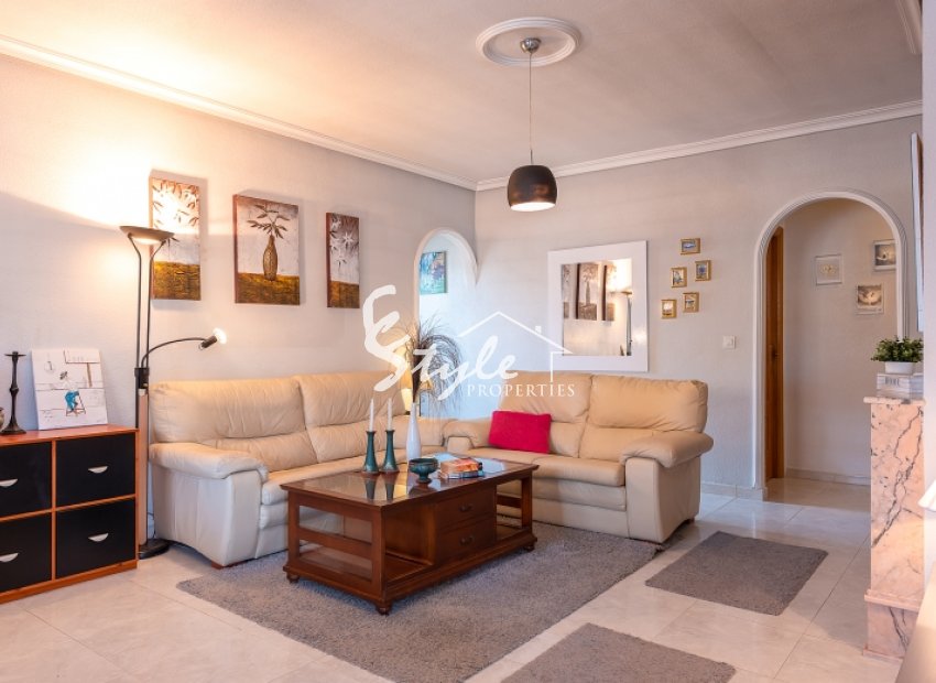 Reventa - Villa - Los Altos