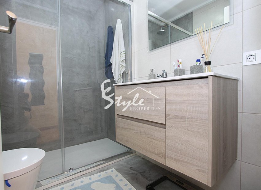 Reventa - Villa - Los Altos