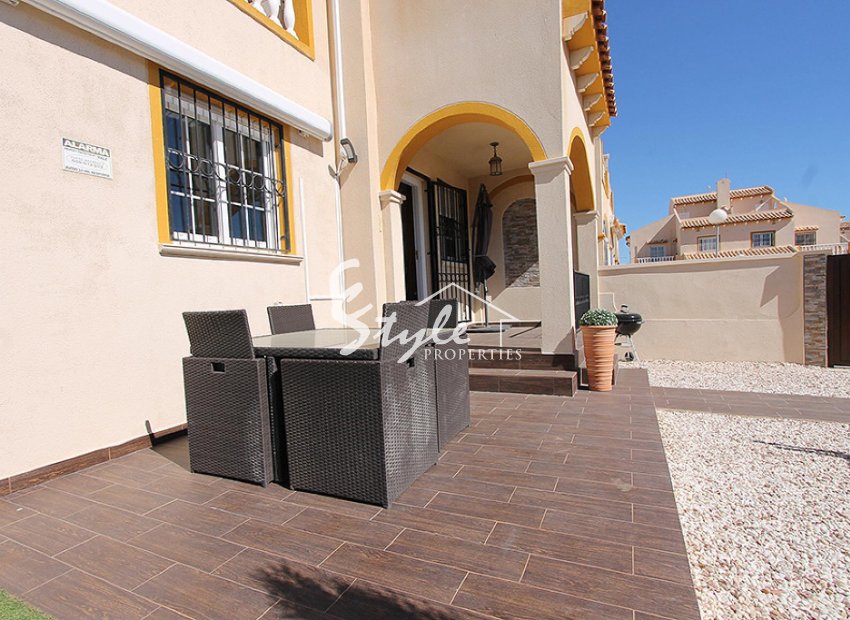 Reventa - Villa - Los Altos