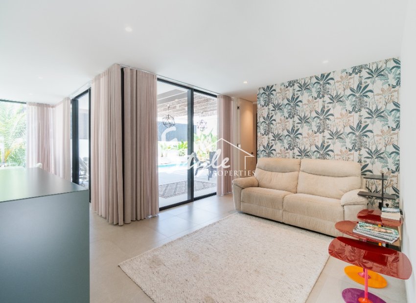 Reventa - Villa - Los Balcones