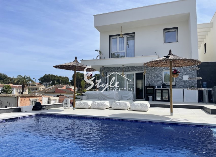 Reventa - Villa - Los Balcones