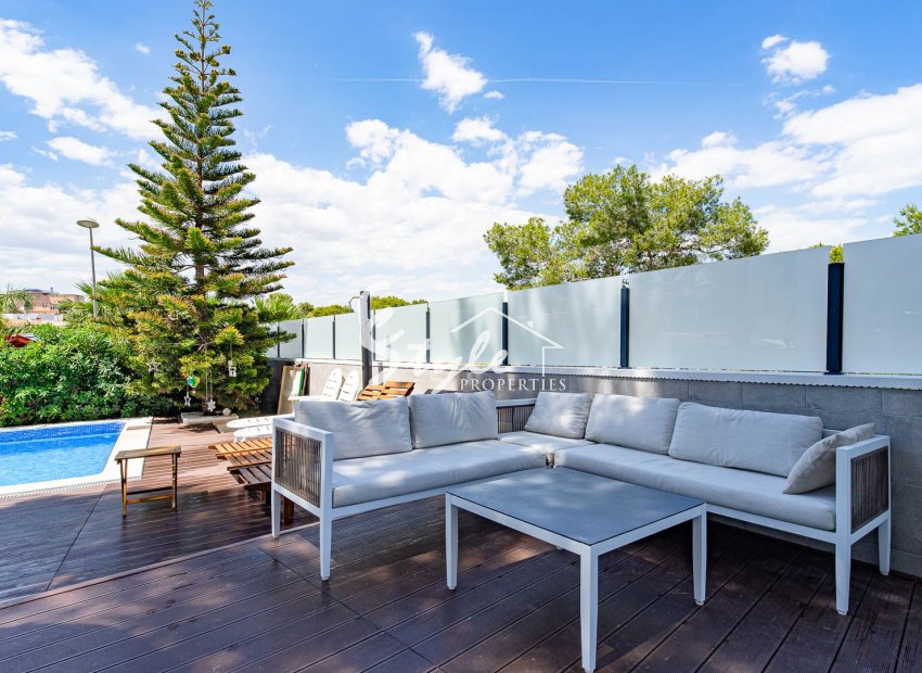 Reventa - Villa - Los Balcones