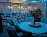 Reventa - Villa - Los Montesinos - La Herada