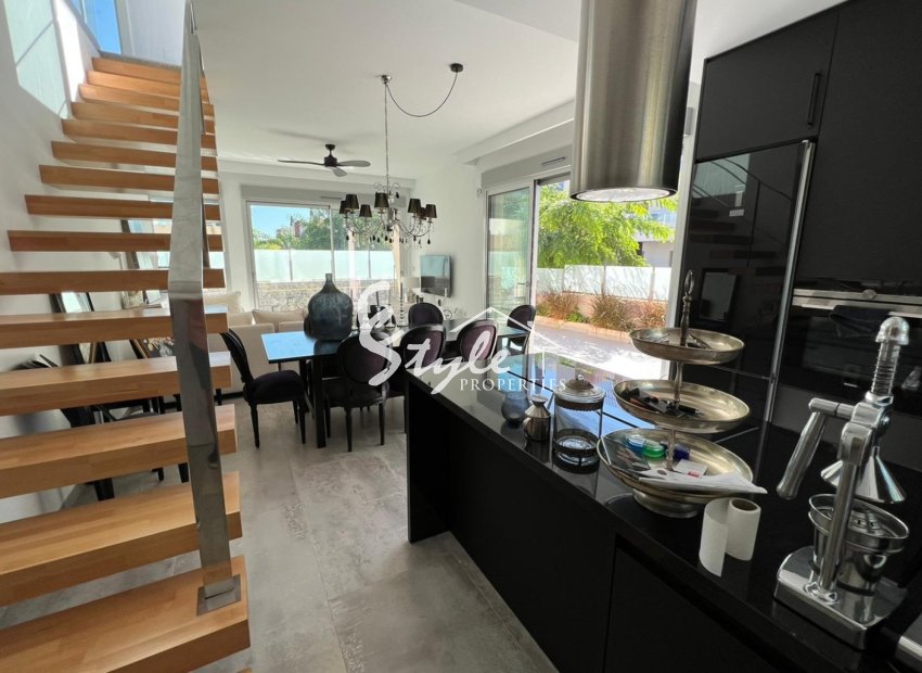 Reventa - Villa - Mil Palmeras