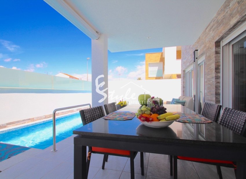 Reventa - Villa - Mil Palmeras