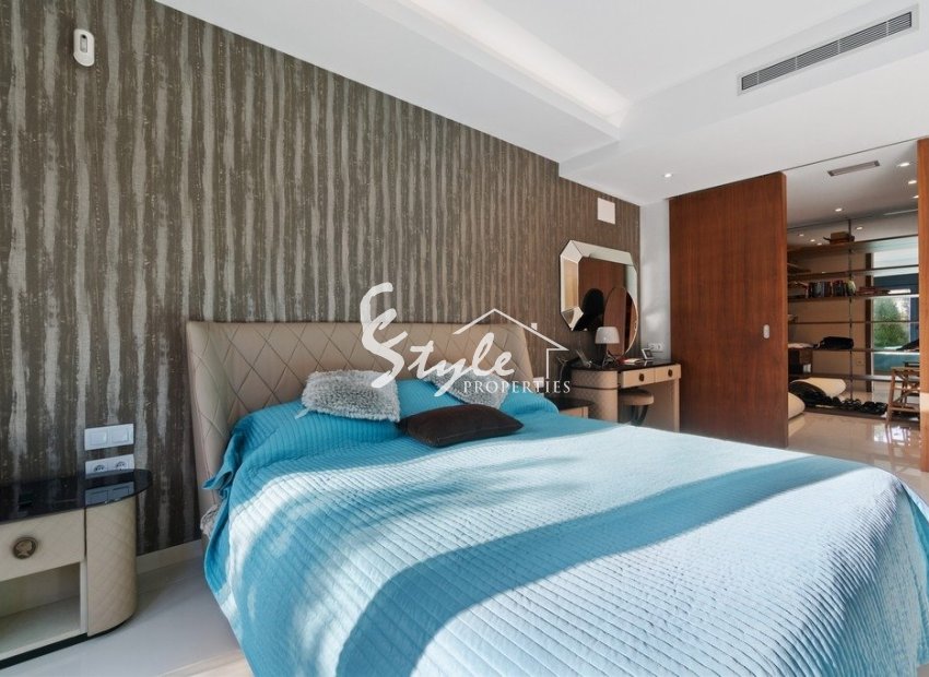 Reventa - Villa - Orihuela Costa  - Agua Marina