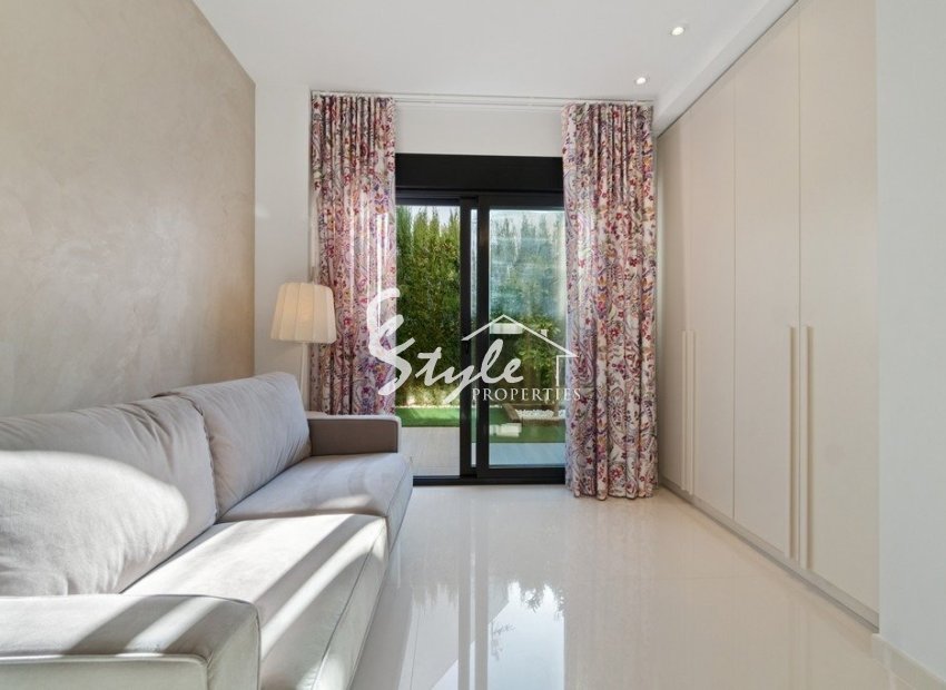 Reventa - Villa - Orihuela Costa  - Agua Marina