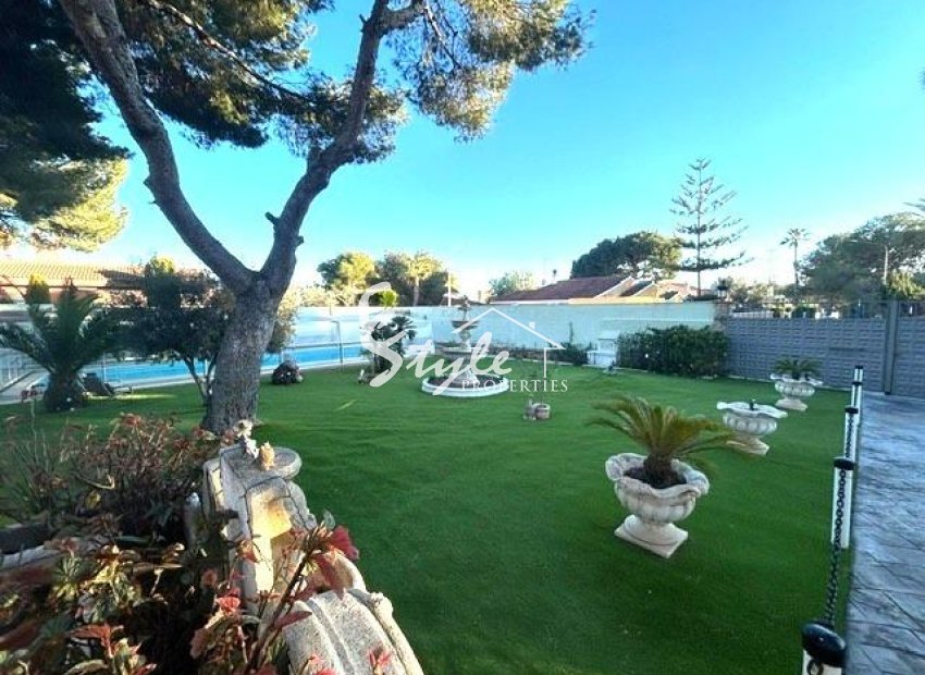 Reventa - Villa - Orihuela Costa  - Altos de Campoamor