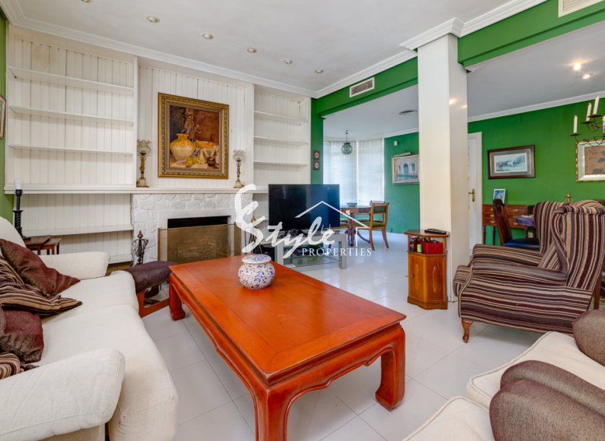 Reventa - Villa - Orihuela Costa  - ARCIPRESTE DE HITA-CMOR