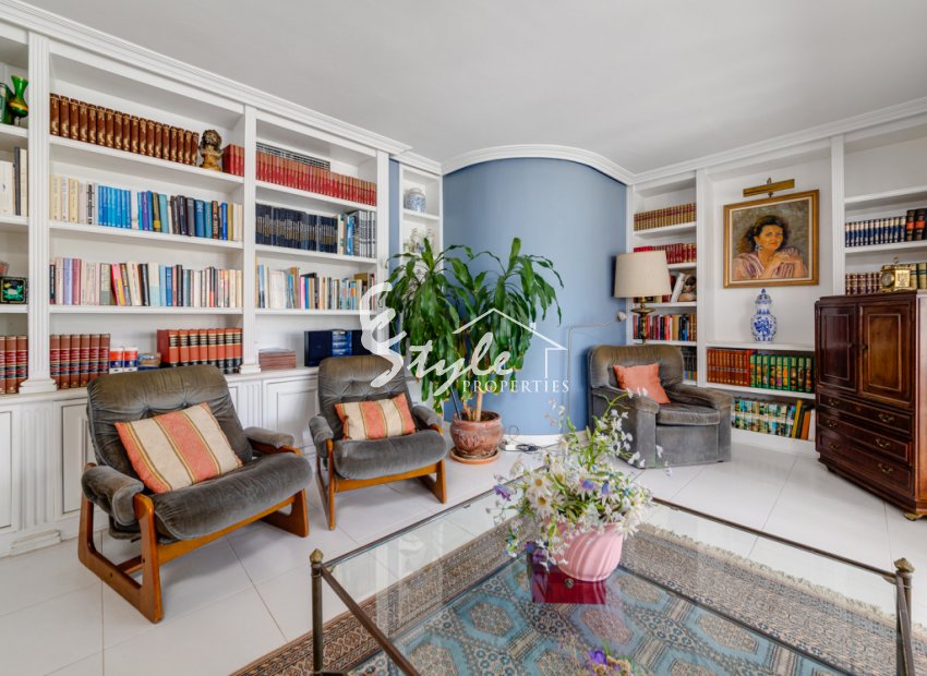 Reventa - Villa - Orihuela Costa  - ARCIPRESTE DE HITA-CMOR