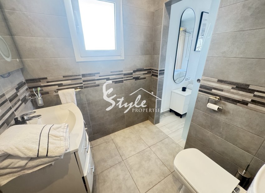 Reventa - Villa - Orihuela-Costa - Blue Lagoon