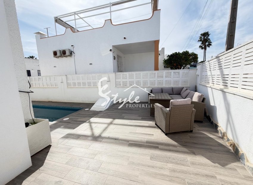 Reventa - Villa - Orihuela-Costa - Blue Lagoon