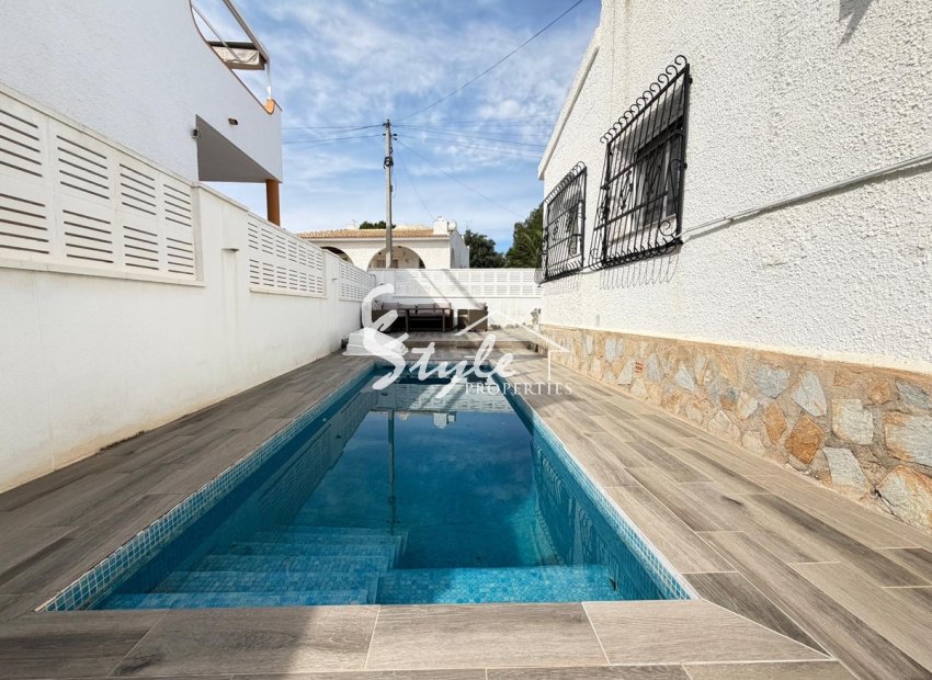 Reventa - Villa - Orihuela-Costa - Blue Lagoon