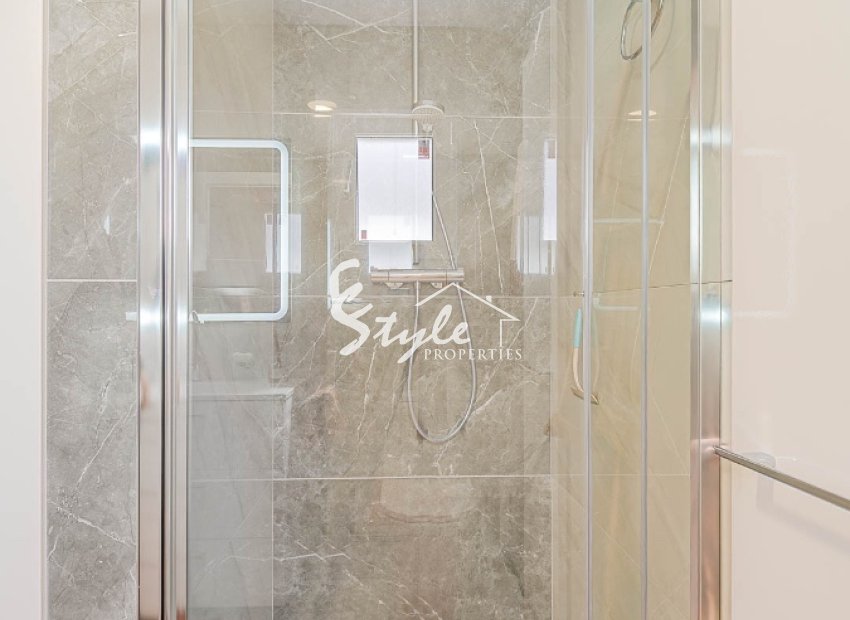 Reventa - Villa - Orihuela-Costa - Blue Lagoon