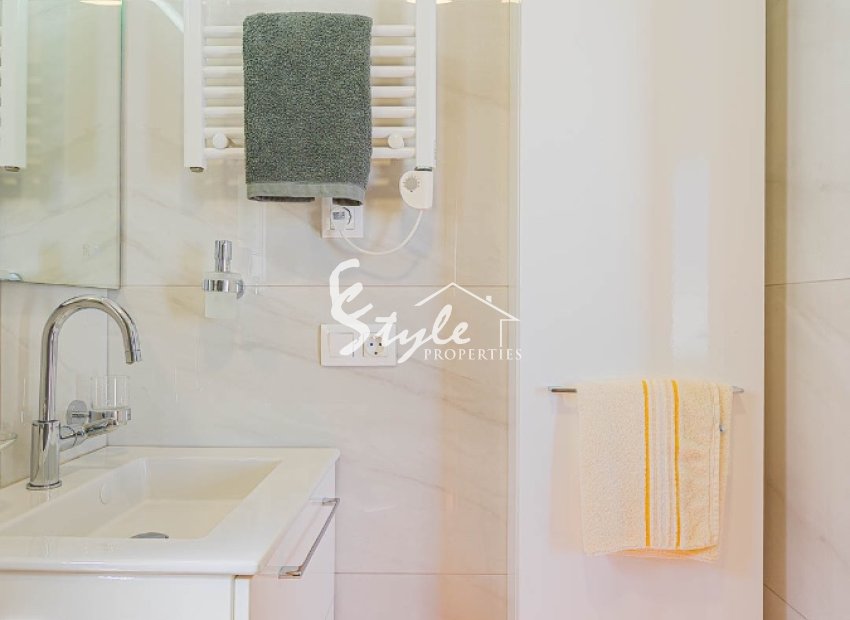 Reventa - Villa - Orihuela-Costa - Blue Lagoon