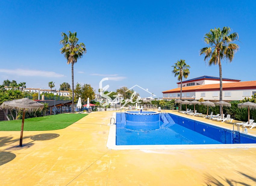 Reventa - Villa - Orihuela-Costa - Blue Lagoon