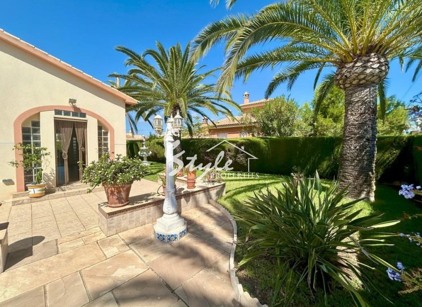 Reventa - Villa - Orihuela Costa  - Cabo Roig