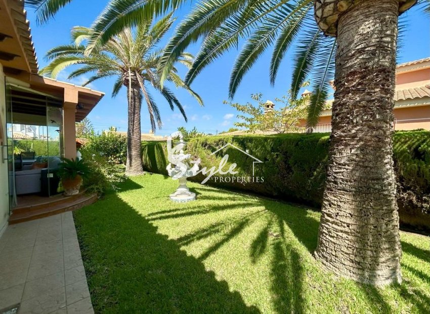 Reventa - Villa - Orihuela Costa  - Cabo Roig