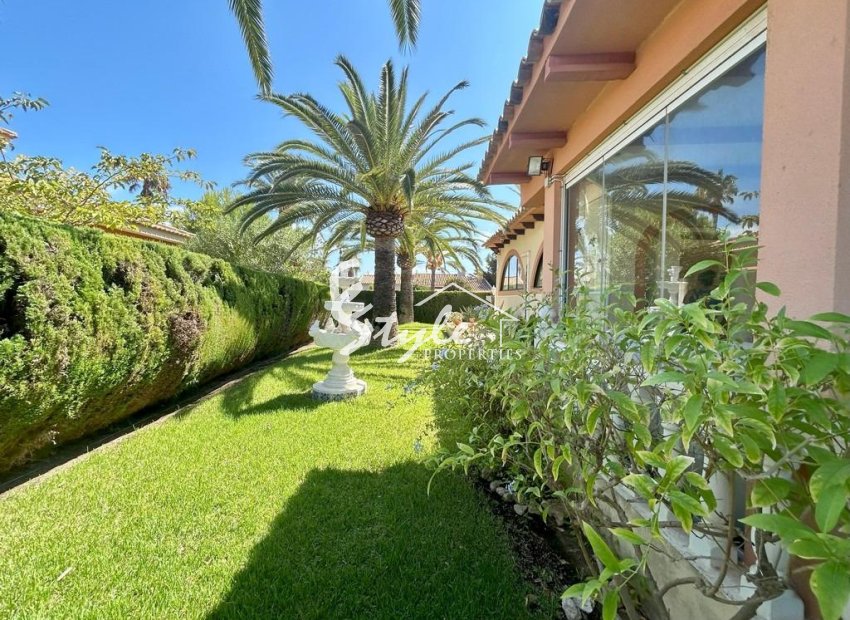 Reventa - Villa - Orihuela Costa  - Cabo Roig