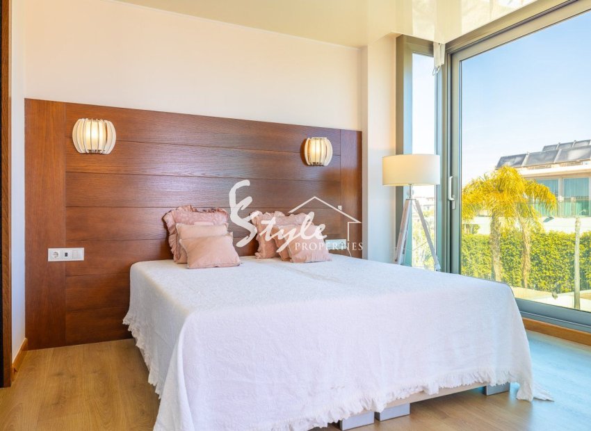 Reventa - Villa - Orihuela Costa  - La Zenia