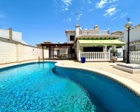 Reventa - Villa - Orihuela Costa  - La Zenia