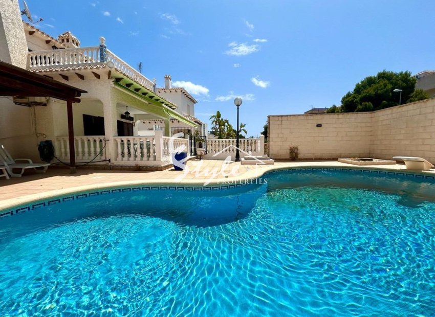 Reventa - Villa - Orihuela Costa  - La Zenia