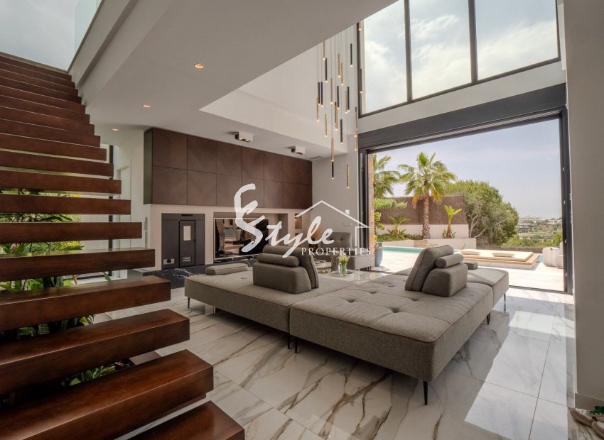 Reventa - Villa - Orihuela Costa  - Las Colinas Golf