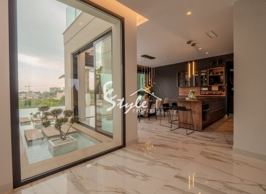 Reventa - Villa - Orihuela Costa  - Las Colinas Golf