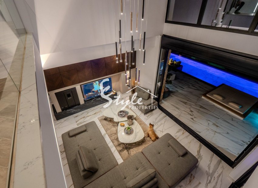 Reventa - Villa - Orihuela Costa  - Las Colinas Golf