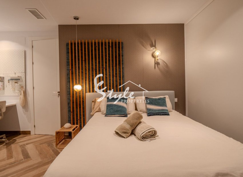 Reventa - Villa - Orihuela Costa  - Las Colinas Golf