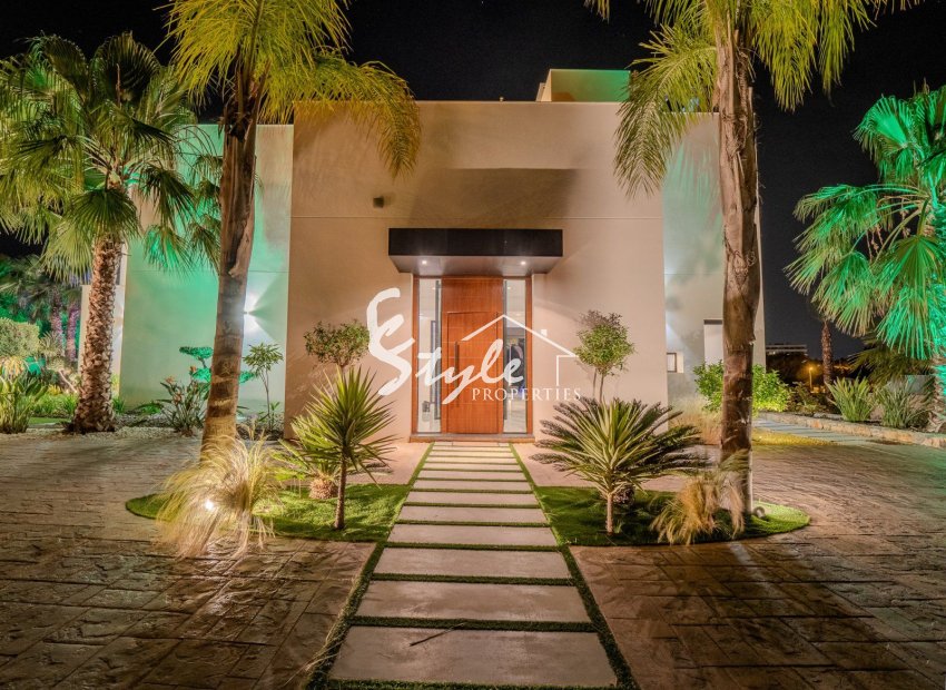 Reventa - Villa - Orihuela Costa  - Las Colinas Golf