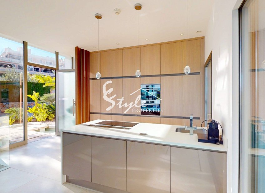 Reventa - Villa - Orihuela Costa  - Las Colinas Golf