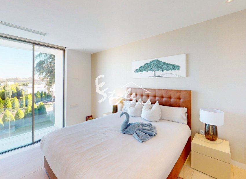 Reventa - Villa - Orihuela Costa  - Las Colinas Golf