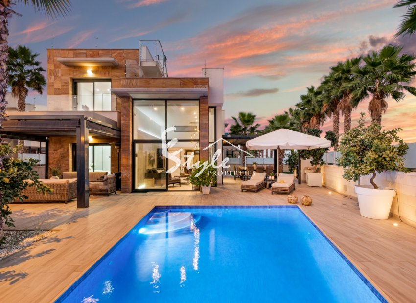 Reventa - Villa - Orihuela Costa  - Lomas de Cabo Roig