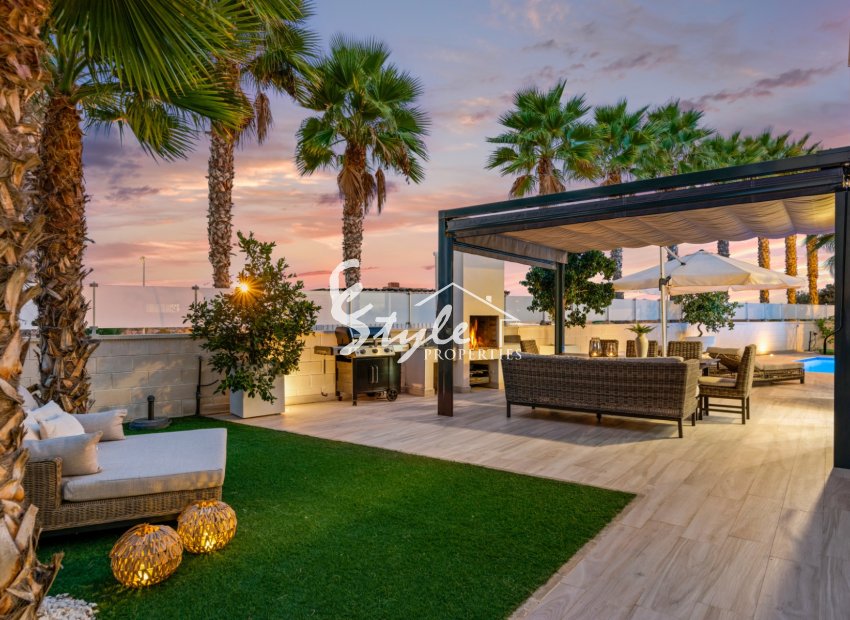 Reventa - Villa - Orihuela Costa  - Lomas de Cabo Roig