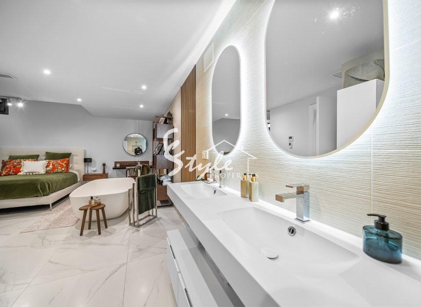 Reventa - Villa - Orihuela Costa  - Lomas de Cabo Roig