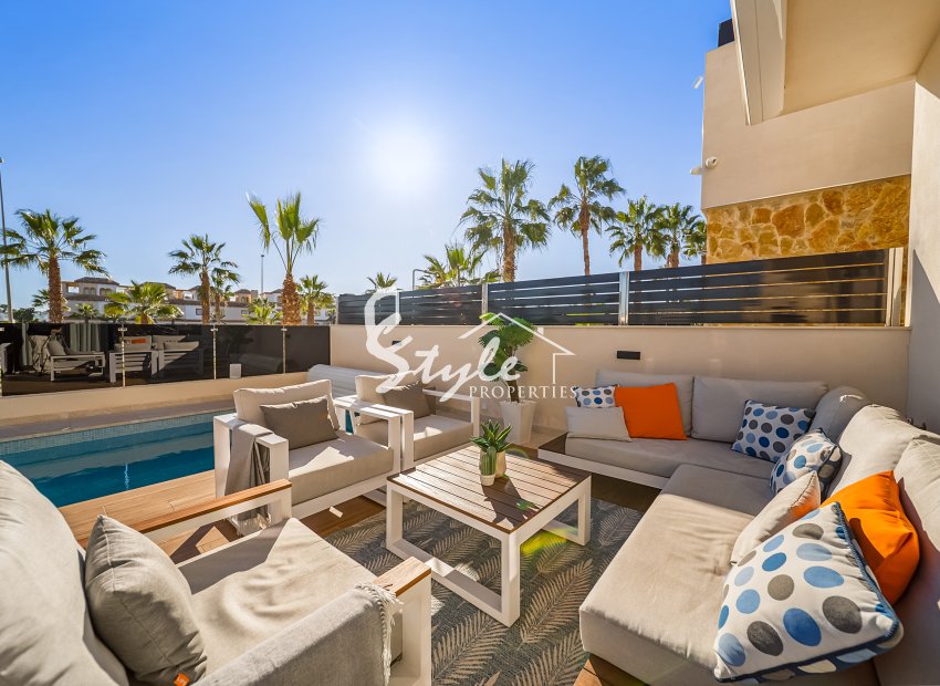 Reventa - Villa - Orihuela Costa  - Lomas de Cabo Roig