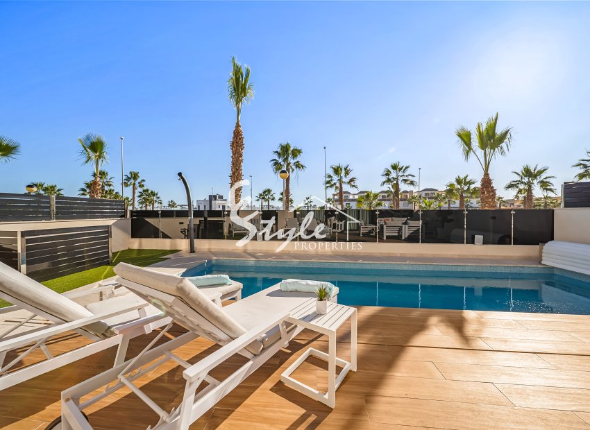 Reventa - Villa - Orihuela Costa  - Lomas de Cabo Roig