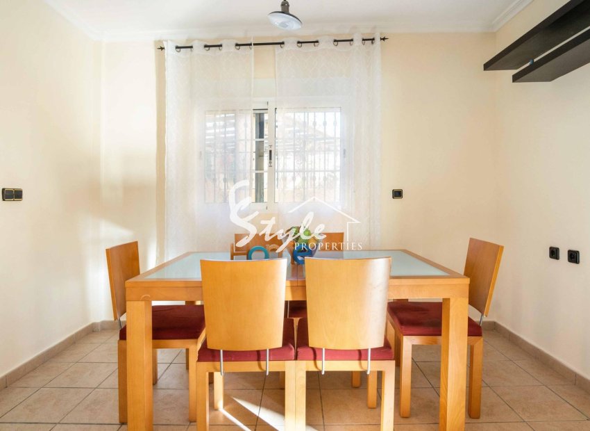 Reventa - Villa - Orihuela-Costa - Los Almendros-La Florida