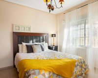 Reventa - Villa - Orihuela-Costa - Los Almendros-La Florida