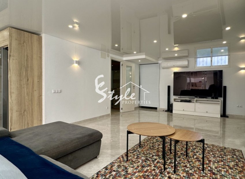 Reventa - Villa - Orihuela Costa  - Los Altos